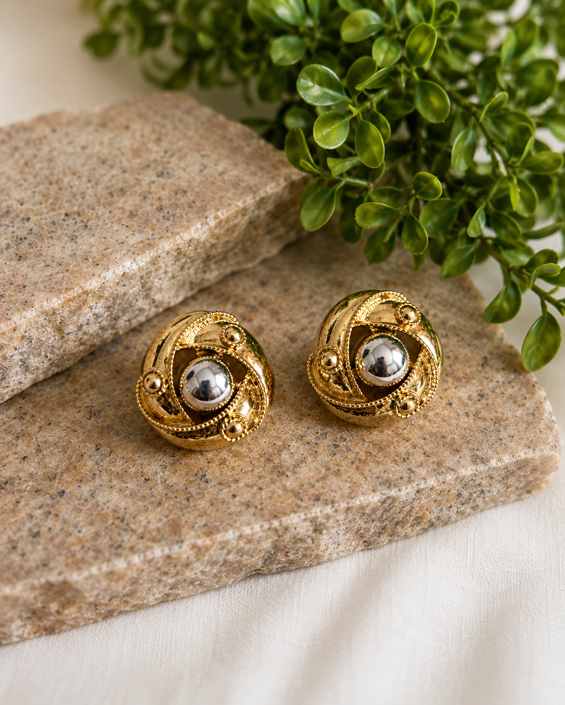 Aura Knot Studs